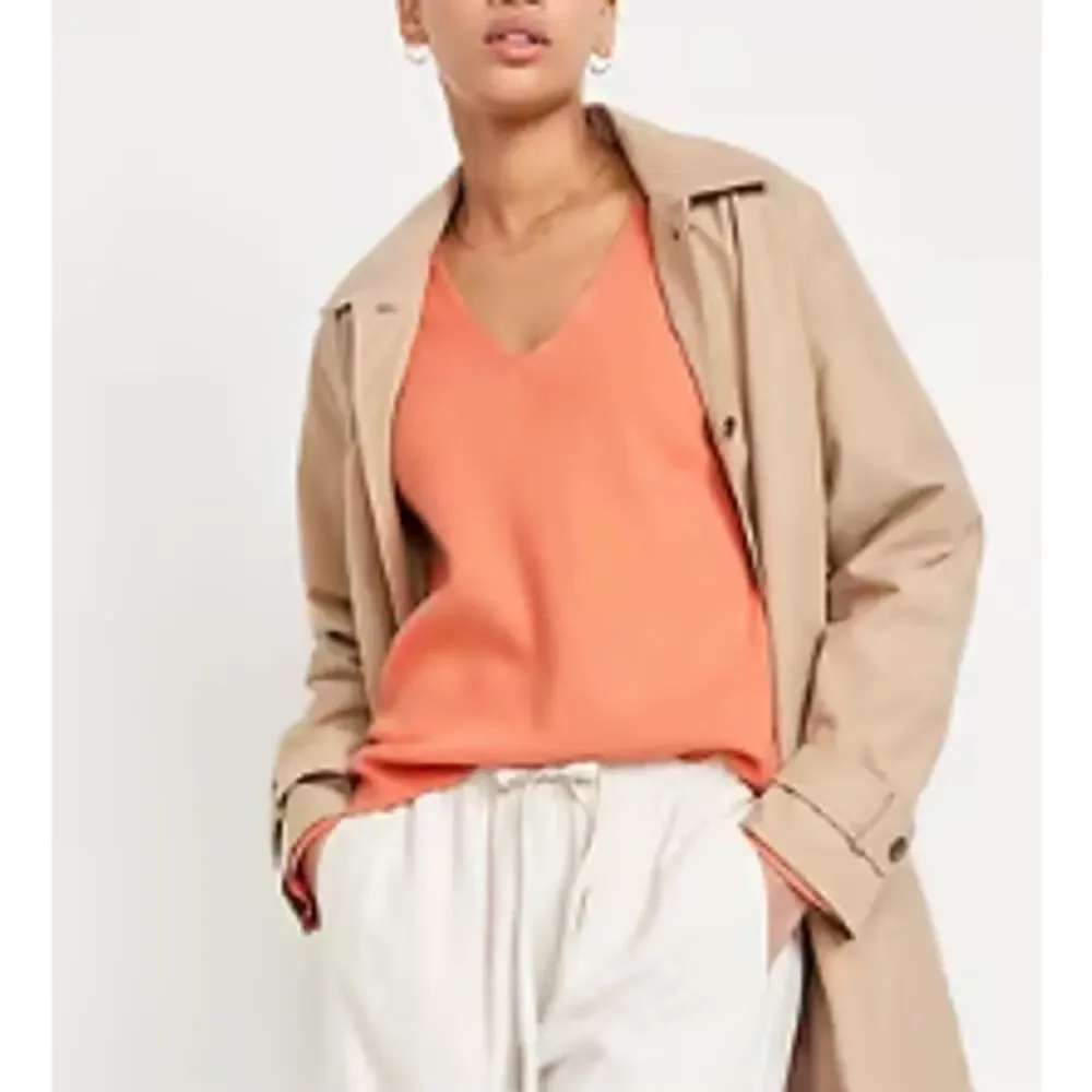 Old Navy Womens Large Daybreak Orange Bell Sleeve VNeck Sweater NEW Large - Picture 6 of 7